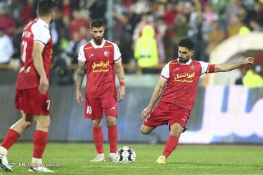 لیگ برتر فوتبال کشور / پرسپولیس ۲ - صنعت نفت ۲
