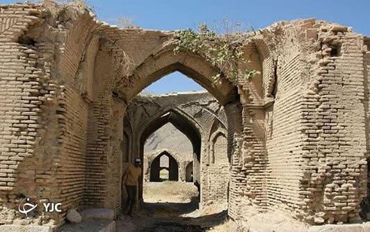 شرایط کاروانسرای مایین در مرودشت