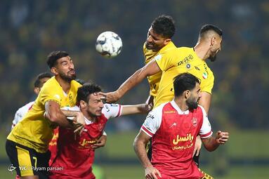لیگ برتر فوتبال کشور / سپاهان اصفهان ۱ - پرسپولیس تهران ۰