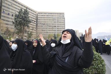 مراسم تشییع پیکر دو شهید مدافع حرم در شهرک اکباتان تهران