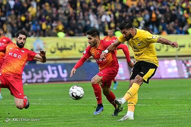 لیگ برتر فوتبال کشور / سپاهان ۳ - فولاد ۱