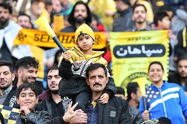 لیگ برتر فوتبال کشور / سپاهان ۳ - فولاد ۱