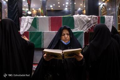 وداع با پیکر ۱۱۰ شهید گمنام در باغ موزه دفاع مقدس