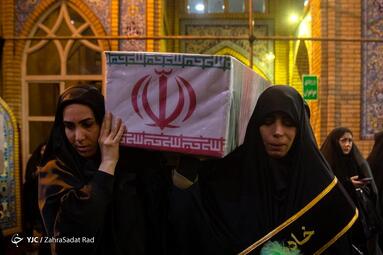 وداع با پیکر ۱۱۰ شهید گمنام در باغ موزه دفاع مقدس