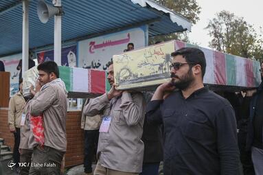 تشییع پیکر شهید مدافع امنیت «حسن بابانیا» همراه با شهدای گمنام در رشت