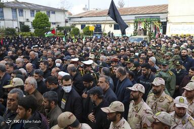 تشییع پیکر شهید مدافع امنیت «حسن بابانیا» همراه با شهدای گمنام در رشت