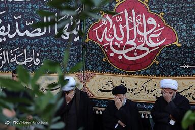 تشییع پیکرهای۱۱۰ شهید گمنام دفاع مقدس در تهران