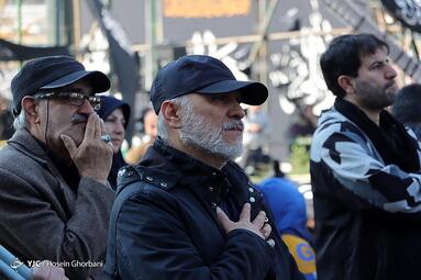 تشییع پیکرهای۱۱۰ شهید گمنام دفاع مقدس در تهران