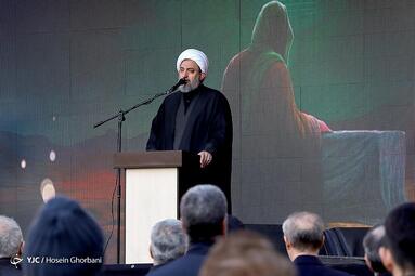 تشییع پیکرهای۱۱۰ شهید گمنام دفاع مقدس در تهران
