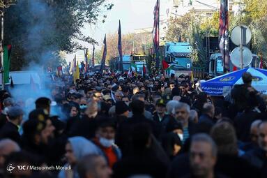 تشییع پیکرهای۱۱۰ شهید گمنام دفاع مقدس در تهران