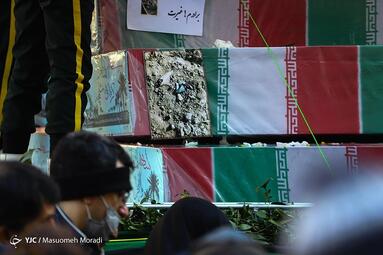 تشییع پیکرهای۱۱۰ شهید گمنام دفاع مقدس در تهران