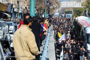 تشییع پیکرهای۱۱۰ شهید گمنام دفاع مقدس در تهران