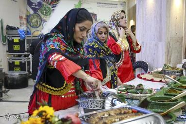 جشنواره خوراک در آستانه روز رشت