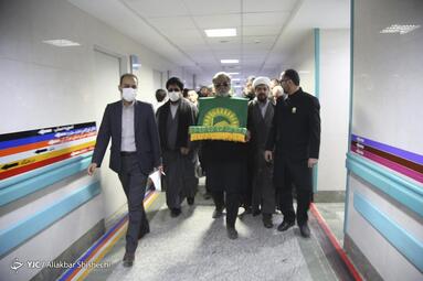 عیادت خدام آستان قدس رضوی از مجروحین حادثه تروریستی کرمان