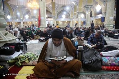مراسم اعمال ام داوود معتکفین در قم