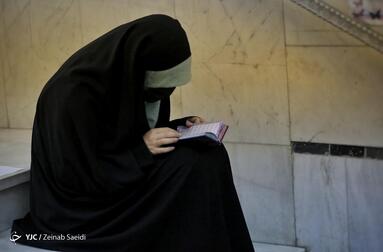 مراسم اعمال ام داوود معتکفین در همدان