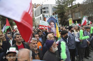 راهپیمایی چهل و پنجمین سالروز پیروزی انقلاب اسلامی در کرمان