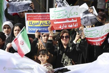 راهپیمایی چهل و پنجمین سالروز پیروزی انقلاب اسلامی در زنجان