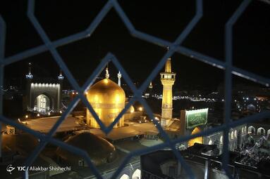 آیین نقاره‌زنی حرم رضوی به مناسبت شب میلاد امام سجاد (ع)