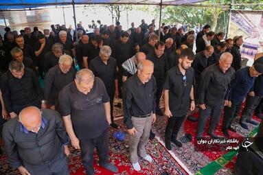 اقامه نماز ظهر روز عاشورا در روستای گنجه رودبار استان گیلان