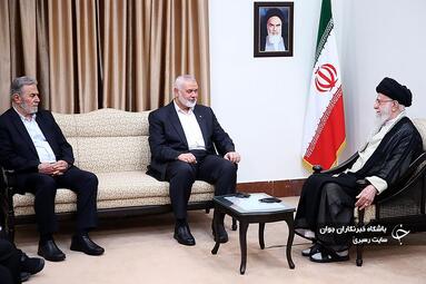 دیدار آقای اسماعیل هنیه رئیس دفتر سیاسی حماس و آقای زیاد النخالة دبیرکل جنبش جهاد اسلامی فلسطین با رهبر انقلاب اسلامی 
