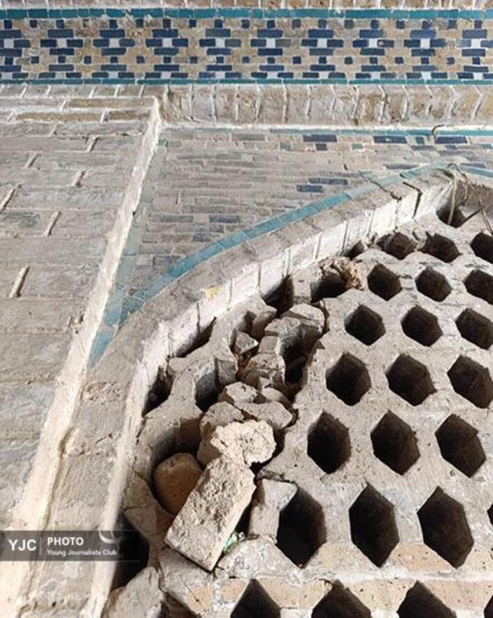 تخریب بخش هایی از مسجد مشیر شیراز