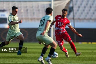 لیگ برتر فوتبال / پرسپولیس - تراکتور