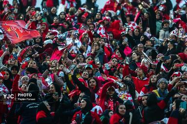 لیگ برتر فوتبال / پرسپولیس - تراکتور