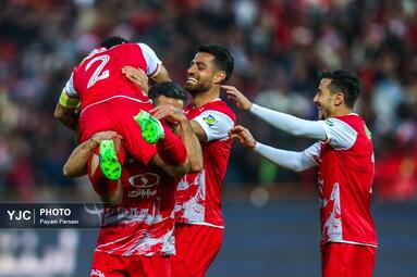 لیگ برتر فوتبال / پرسپولیس - تراکتور