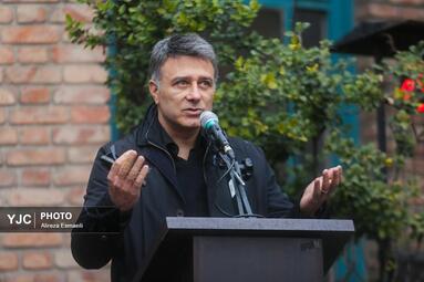 تشییع پیکر منوچهر والی زاده