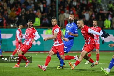 لیگ برتر فوتبال/پرسپولیس_استقلال