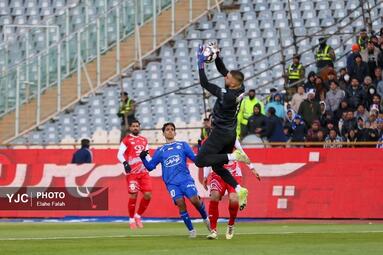 لیگ برتر فوتبال/پرسپولیس_استقلال