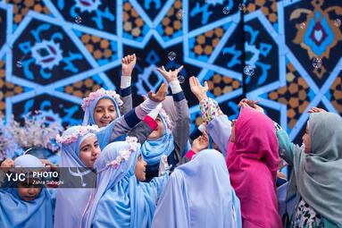 پشت صحنه برنامه تلویزیونی «جشن فرشته ها»