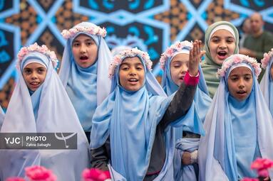 پشت صحنه برنامه تلویزیونی «جشن فرشته ها»