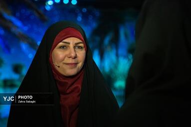بازدید رئیس رسانه ملی از پشت صحنه برنامه «جبهه»