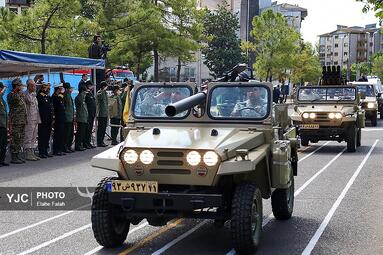 مراسم رژه ارتش جمهوری اسلامی ایران به مناسبت روز ۲۹ فروردین، ارتش و نیروی زمینی در رشت