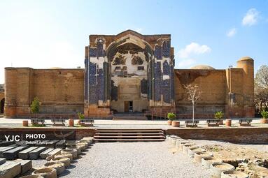 مسجد تاریخی کبود