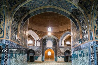 مسجد تاریخی کبود