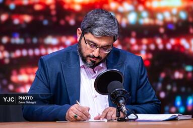 بازدید معاون سیما از پشت صحنه برنامه «قندپهلو»