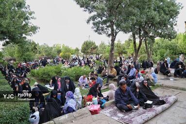 دعای عرفه در همدان