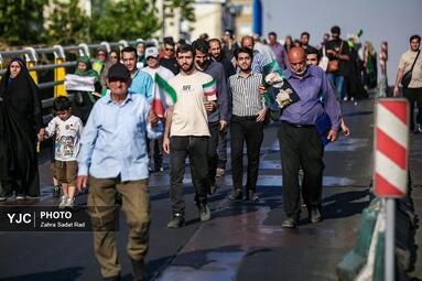 مهمونی ۱۰ کیلومتری غدیر با شعار «ایران ذوالفقار علی»