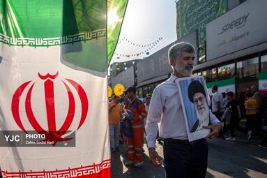مهمونی ۱۰ کیلومتری غدیر با شعار «ایران ذوالفقار علی»