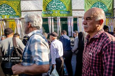 مهمونی ۱۰ کیلومتری غدیر با شعار «ایران ذوالفقار علی»