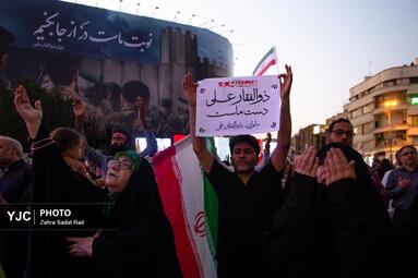 مهمونی ۱۰ کیلومتری غدیر با شعار «ایران ذوالفقار علی»
