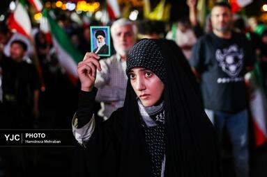 تجمع خودجوش مردمی در میدان فلسطین تهران در اعتراض به یاوه گویی‌های ترامپ