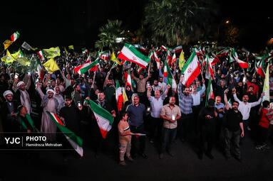 تجمع خودجوش مردمی در میدان فلسطین تهران در اعتراض به یاوه گویی‌های ترامپ