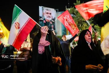 تجمع خودجوش مردمی در میدان فلسطین تهران در اعتراض به یاوه گویی‌های ترامپ