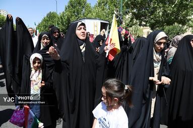 راهپیمایی جمعه نصر و خشم در زنجان