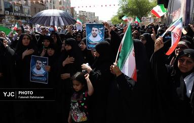 تشییع پیکر شهدای حمله رژیم صهیونیستی به اهواز