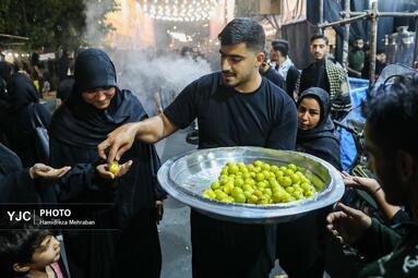 حال و هوای محرم در محله دولت آباد تهران